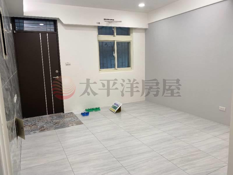 三民路邊間一樓