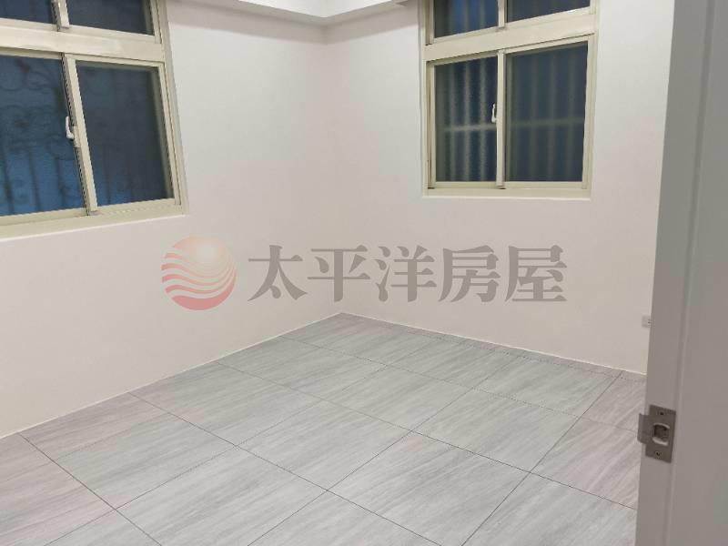 三民路邊間一樓